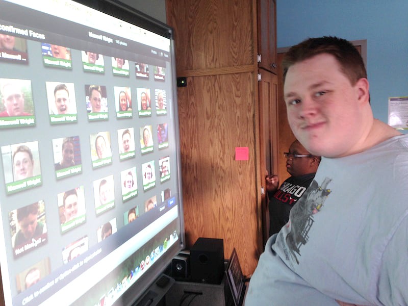 Life Shop Designs a Yearbook - Max